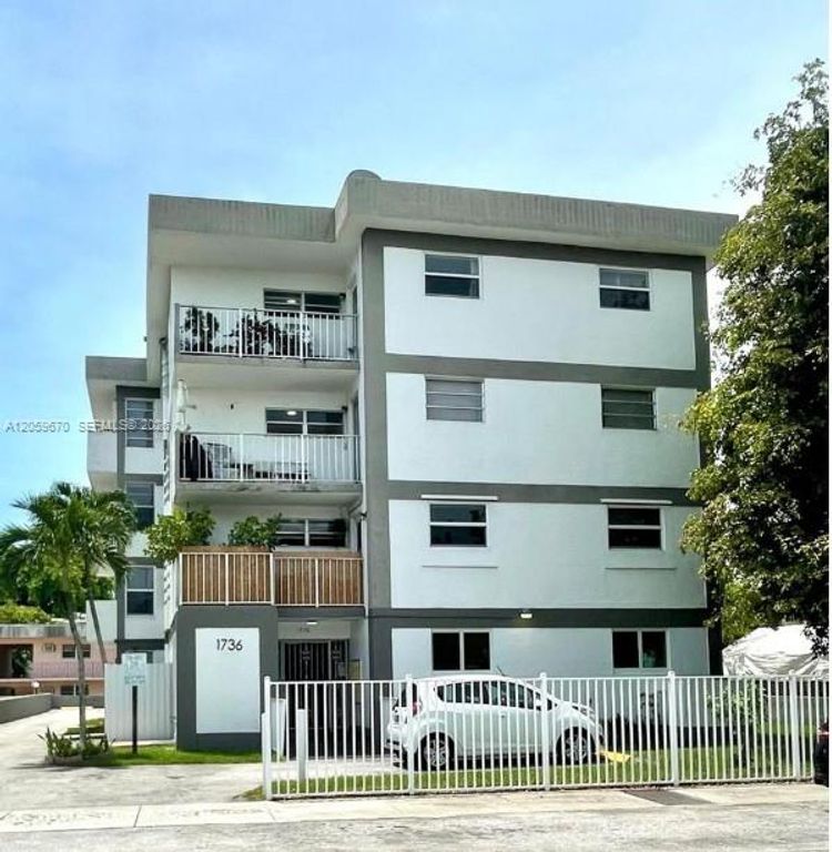 1736 SW 19th St 404, Miami, FL 33145