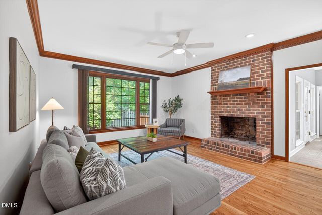 10 Altmont Court, Durham, NC 27705