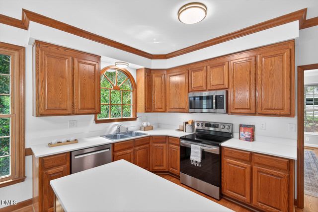 10 Altmont Court, Durham, NC 27705