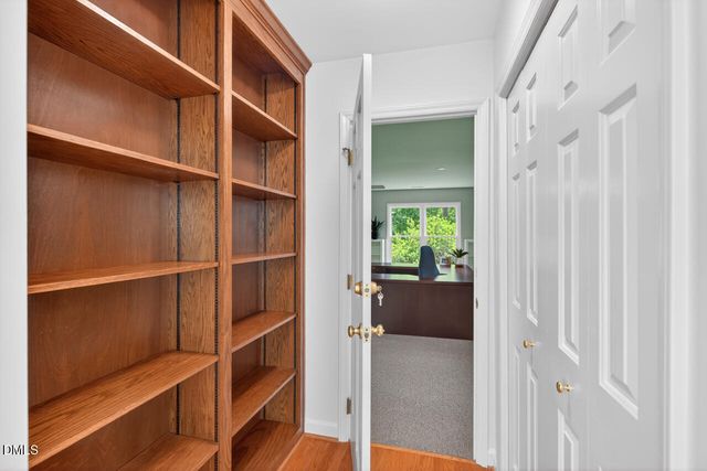 10 Altmont Court, Durham, NC 27705