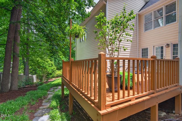 10 Altmont Court, Durham, NC 27705