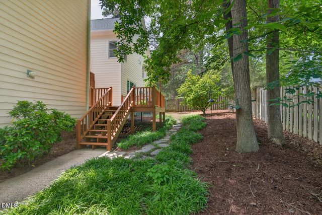 10 Altmont Court, Durham, NC 27705