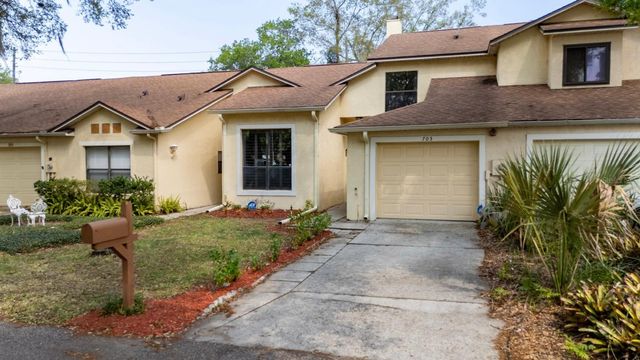 703 SWAN LANE, Altamonte Springs, FL 32701