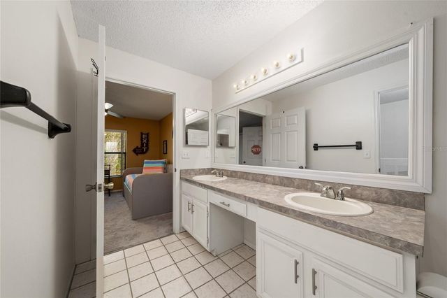 703 SWAN LANE, Altamonte Springs, FL 32701