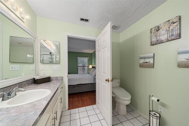 703 SWAN LANE, Altamonte Springs, FL 32701