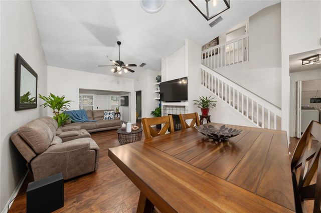 703 SWAN LANE, Altamonte Springs, FL 32701