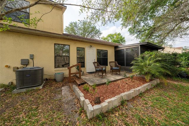 703 SWAN LANE, Altamonte Springs, FL 32701