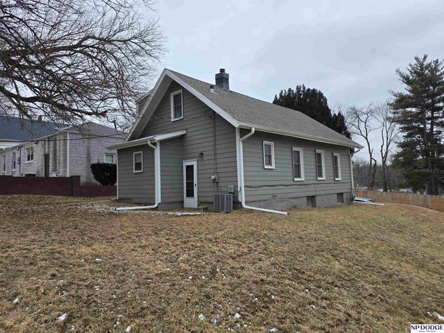 3632 Ellison Avenue, Omaha, NE 68111