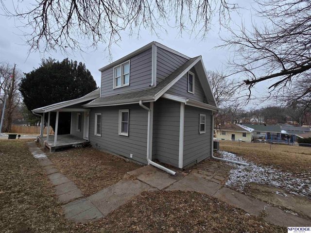 3632 Ellison Avenue, Omaha, NE 68111