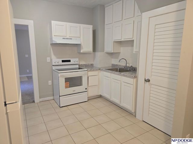 3632 Ellison Avenue, Omaha, NE 68111