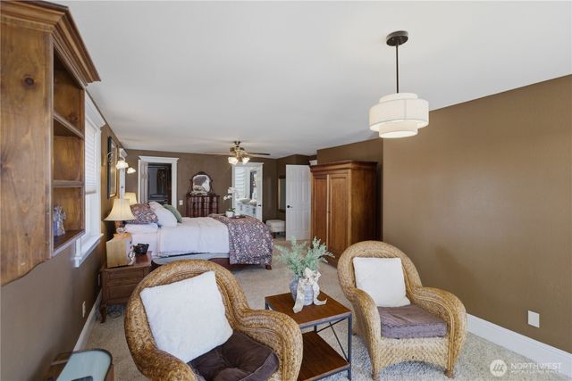 7110 Vandermark Road E, Bonney Lake, WA 98391