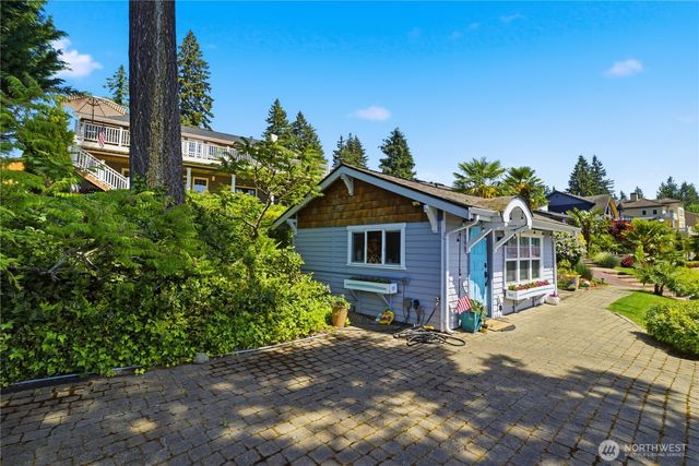 7110 Vandermark Road E, Bonney Lake, WA 98391