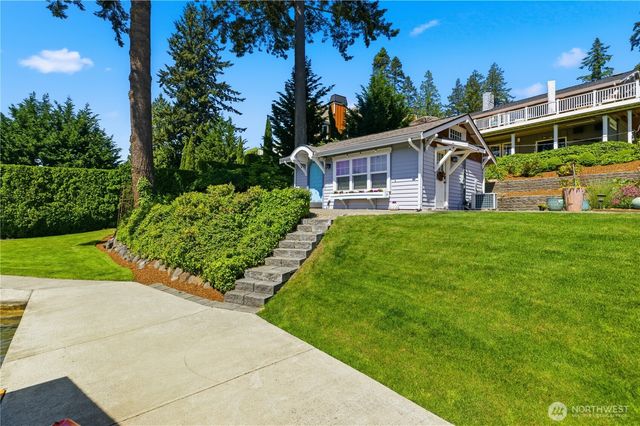 7110 Vandermark Road E, Bonney Lake, WA 98391