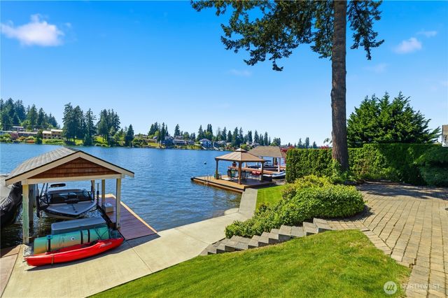 7110 Vandermark Road E, Bonney Lake, WA 98391