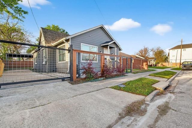 4520 Sharon Street, Houston, TX 77020