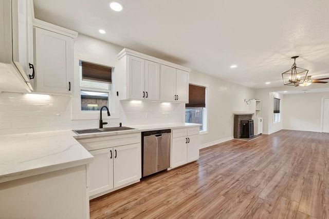 4520 Sharon Street, Houston, TX 77020