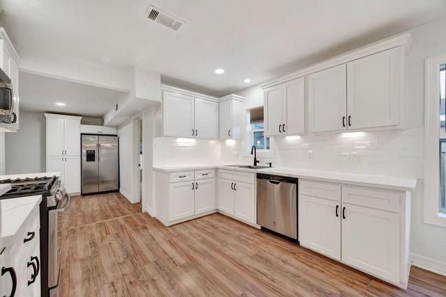 4520 Sharon Street, Houston, TX 77020