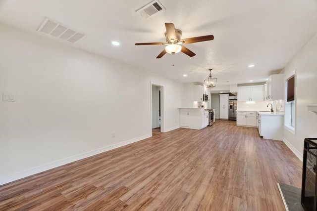 4520 Sharon Street, Houston, TX 77020