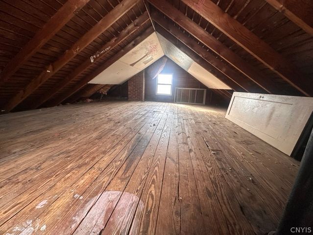 133 Hobart Avenue, Syracuse, NY 13205