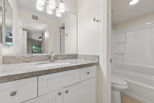 2146 W ISABELLA Avenue 153, Mesa, AZ 85202