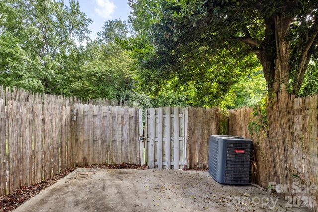 7320 Pebblestone Drive F, Charlotte, NC 28212