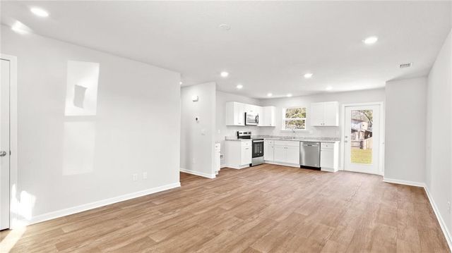 6150 Pin Oak E Drive, Theodore, AL 36582