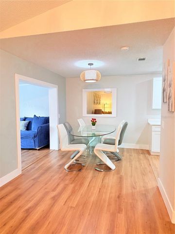 2130 REDLEAF DRIVE, Brandon, FL 33510
