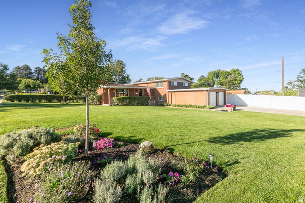246 E 2200 S, Bountiful, UT 84010 — photo 4