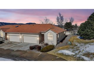 12 Luxury Ln, Colorado Springs, CO 80921