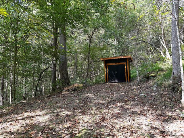 9999 NC 209 Highway, Hot Springs, NC 28743