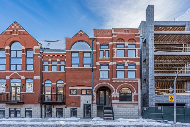 505 W Elm Avenue 7, Chicago, IL 60610