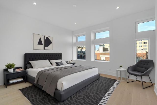 505 W Elm Avenue 7, Chicago, IL 60610