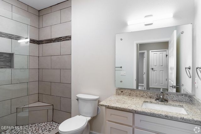 9779 McCombs Street E4, El Paso, TX 79924