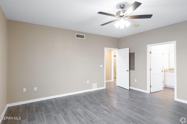 9779 McCombs Street E4, El Paso, TX 79924