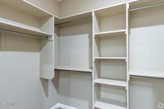 9779 McCombs Street E4, El Paso, TX 79924