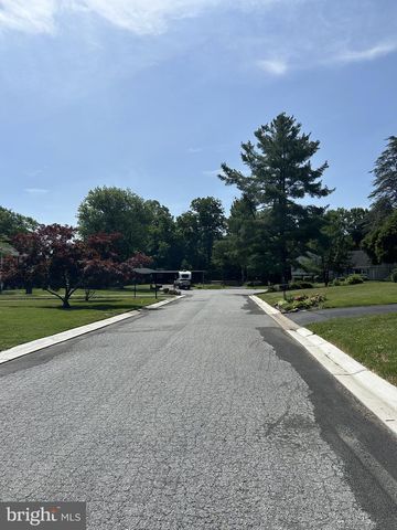 14 CLERMONT RD, Wilmington, DE 19803