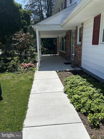 14 CLERMONT RD, Wilmington, DE 19803