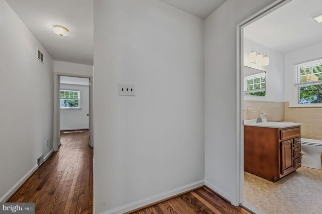 14 CLERMONT RD, Wilmington, DE 19803