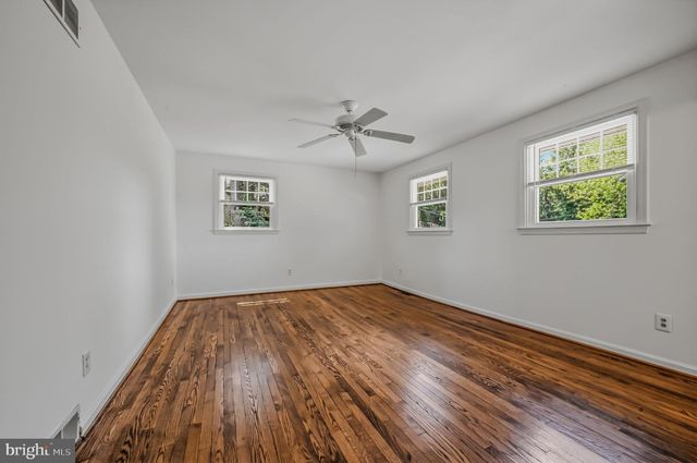 14 CLERMONT RD, Wilmington, DE 19803