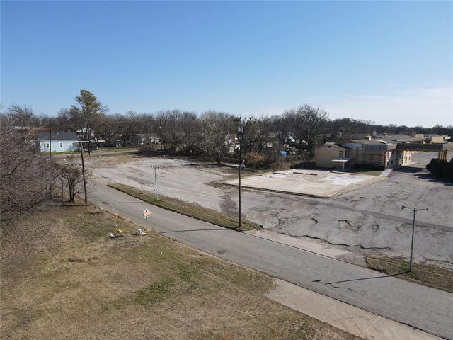 401 S Sam Rayburn Freeway, Sherman, TX 75090