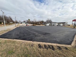 401 S Sam Rayburn Freeway, Sherman, TX 75090