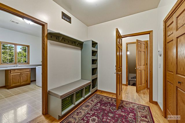 71 Long Grove Road, Yorkville, IL 60560