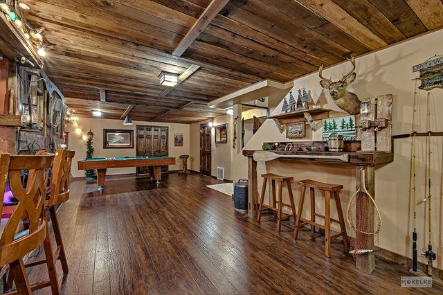71 Long Grove Road, Yorkville, IL 60560