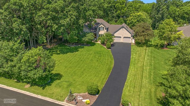 71 Long Grove Road, Yorkville, IL 60560