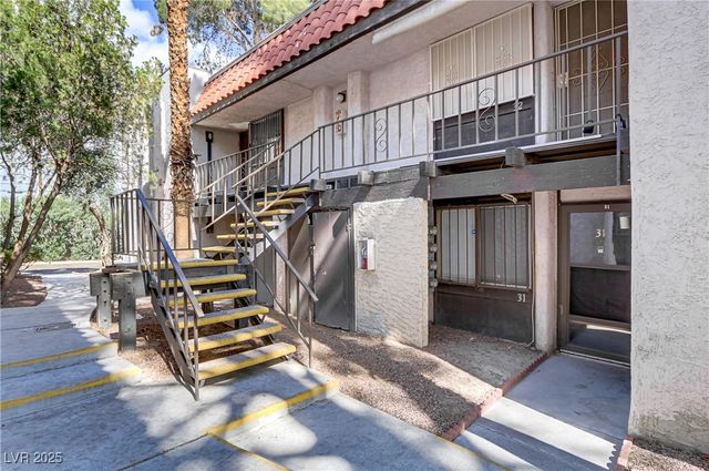 1390 Vegas Valley Drive 32, Las Vegas, NV 89169