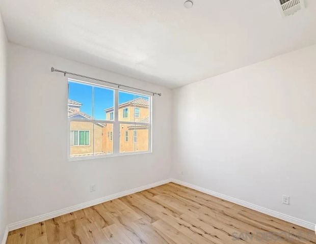 1395 Santa Diana Rd 3, Chula Vista, CA 91913