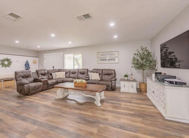 24550 Adams Ave, Murrieta, CA 92562