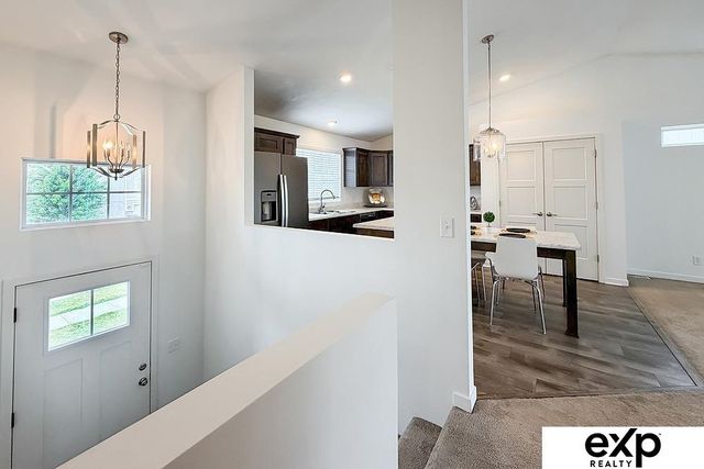 8511 Baker Street, Omaha, NE 68122