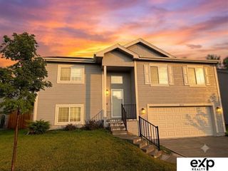 8511 Baker Street, Omaha, NE 68122