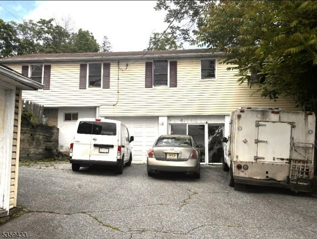 2 Harrison St, Sussex Boro, NJ 07461
